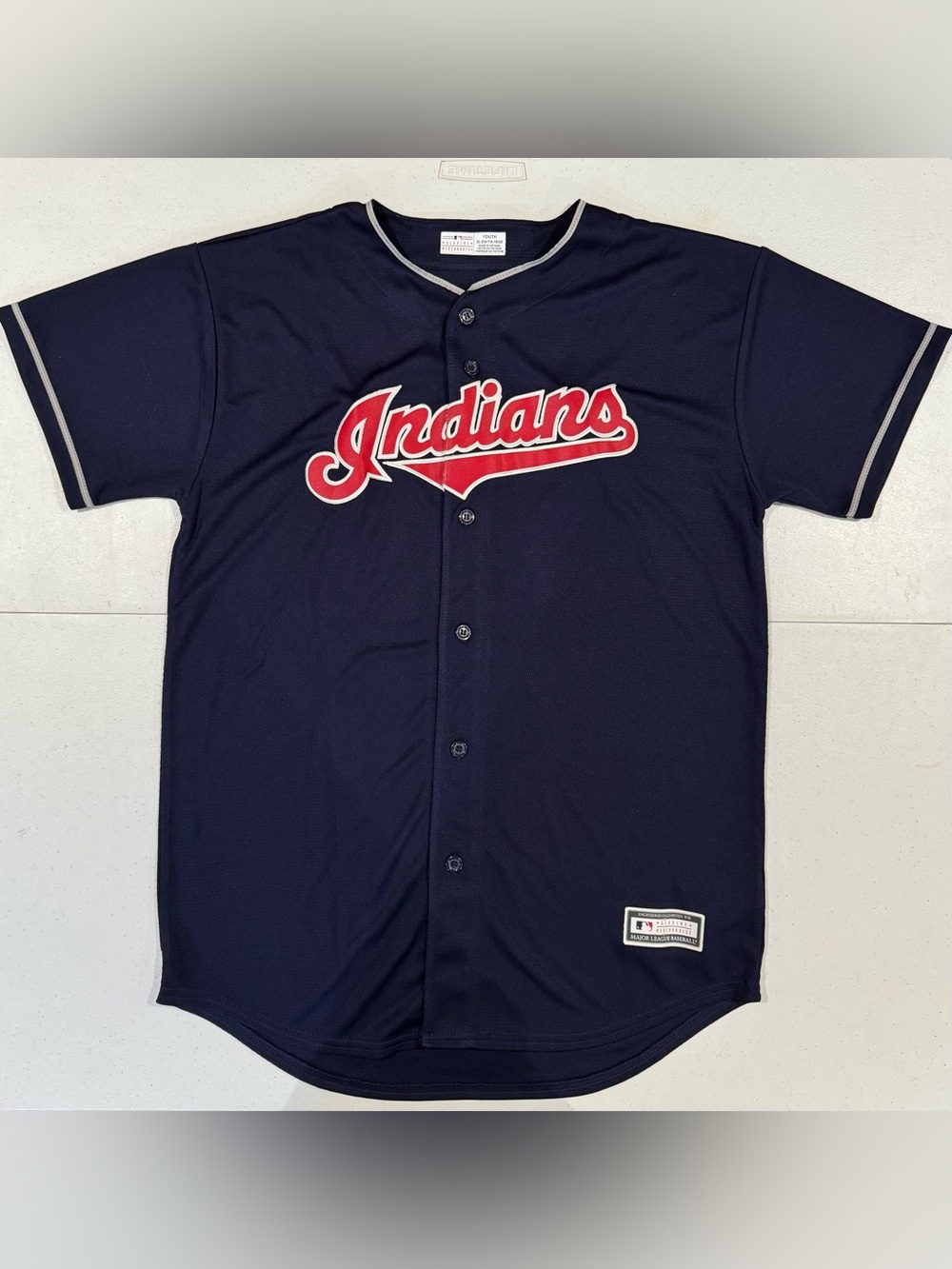 Vintage Majestic Cleveland Indians Youth XL MLB Baseball Jersey